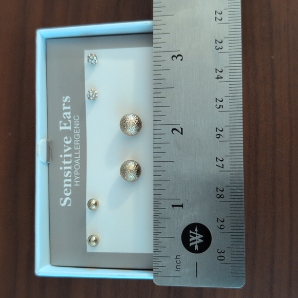 MIXIT Gold Stud Earrings Set for Sensitive Ears - Picture 7 of 7